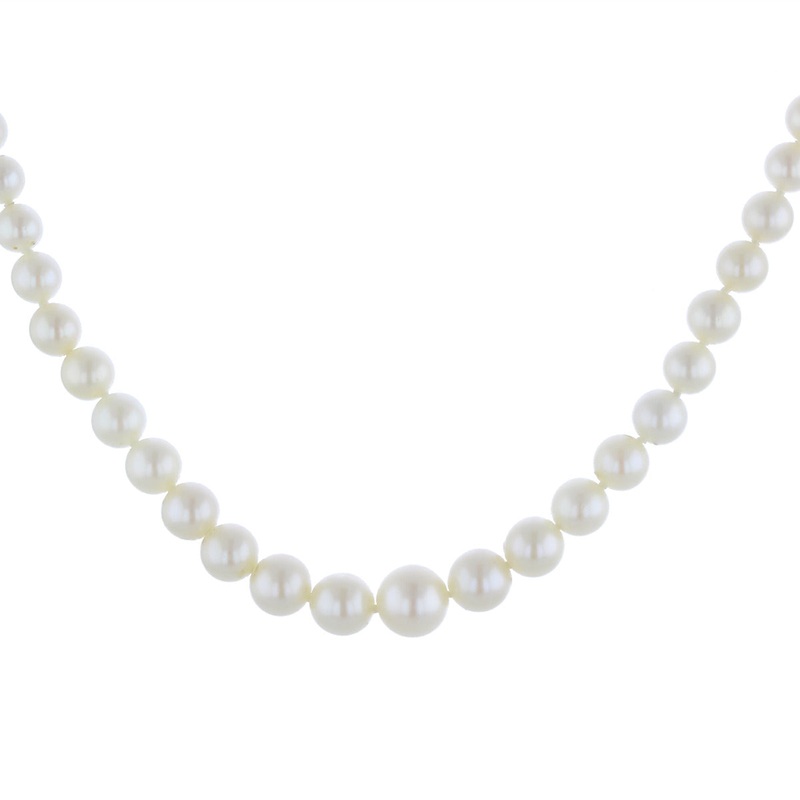 21-Inch Graduated White Pearl Strand Necklace