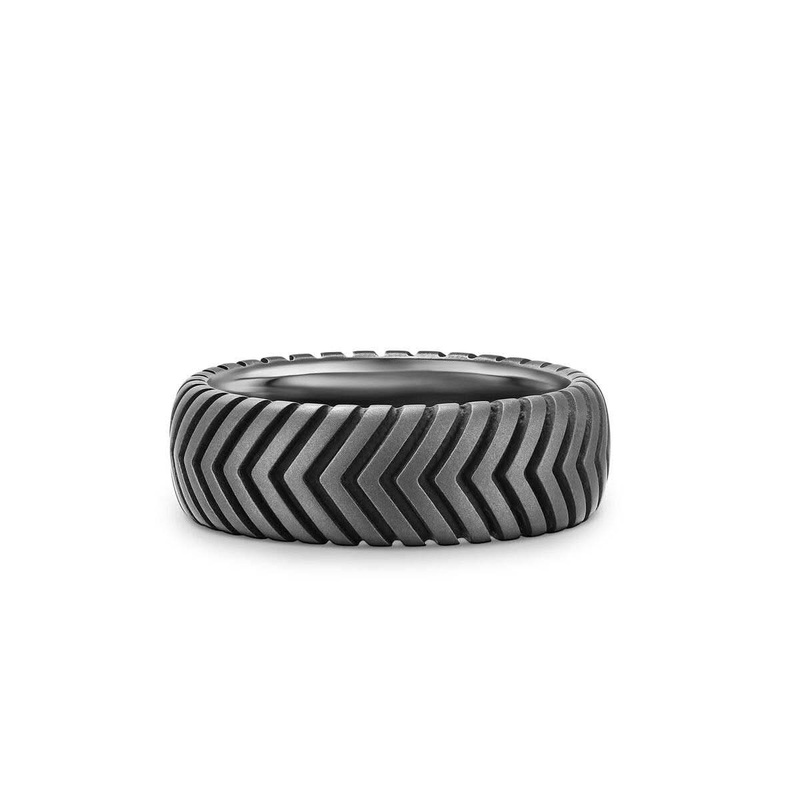 DAVID YURMAN Chevron Band Ring in Titanium, 8mm