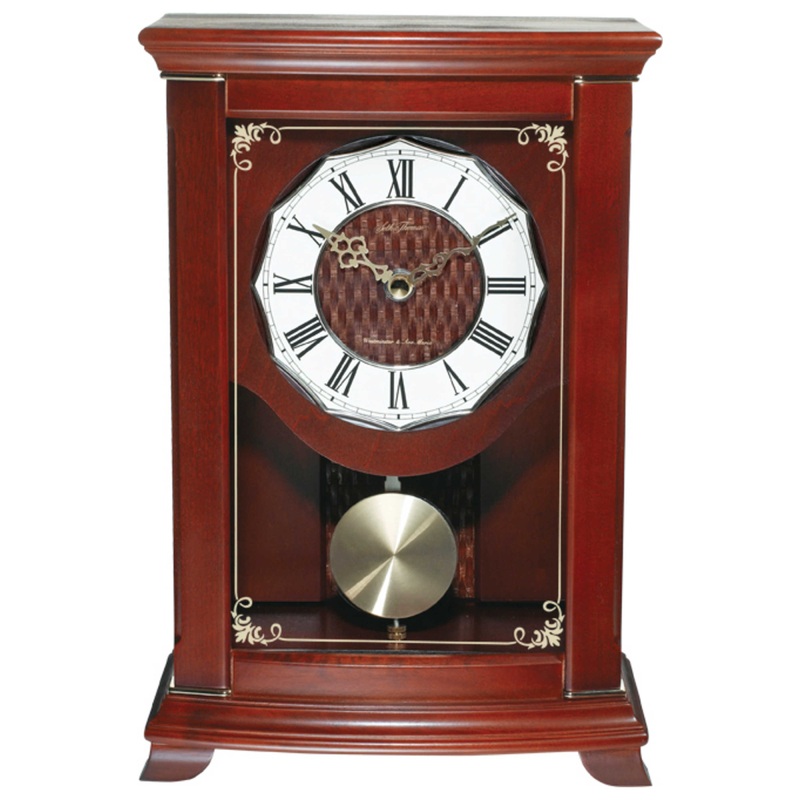 Walnut Mantl W/Scallop Dial
