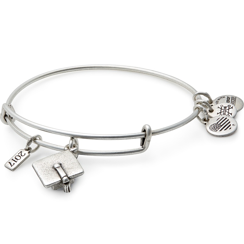 2017 Graduation Cap Charm Bangle